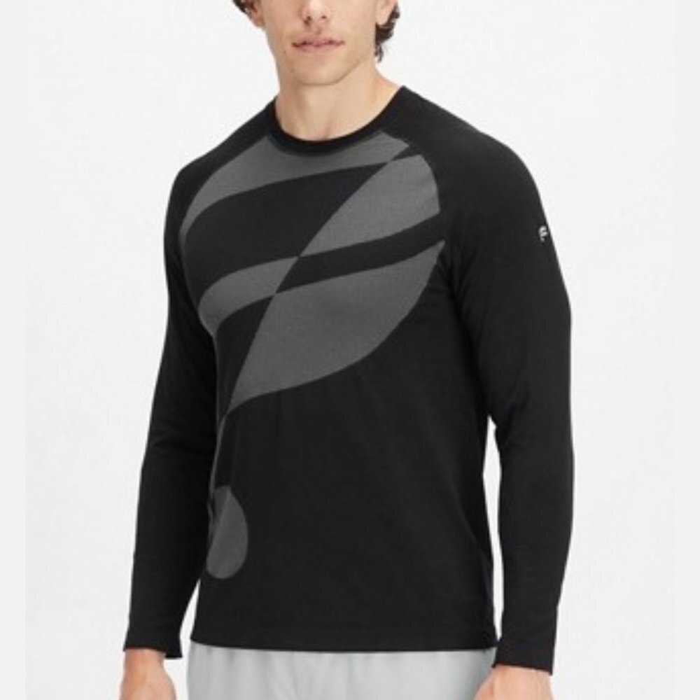 Fabletics Men's The Training Day Long Sleeve Tee - XXL